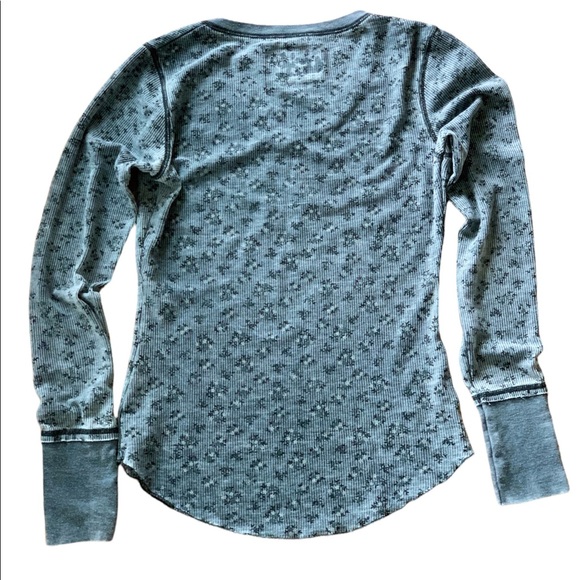 Pittsburgh Penguins TOUCH by Alyssa Milano Thermal Shirt Size S - Picture 2 of 10